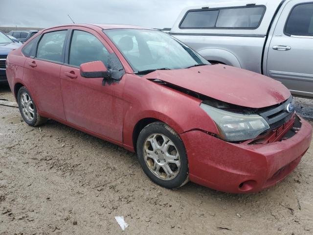 1FAHP3GN2AW232539 - 2010 FORD FOCUS SES RED photo 4
