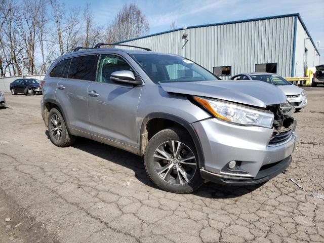 5TDJKRFH2GS506226 - 2016 TOYOTA HIGHLANDER XLE GRAY photo 4