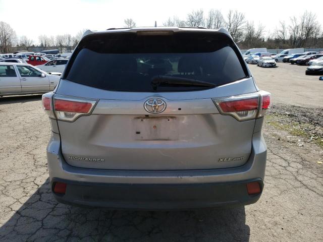 5TDJKRFH2GS506226 - 2016 TOYOTA HIGHLANDER XLE GRAY photo 6