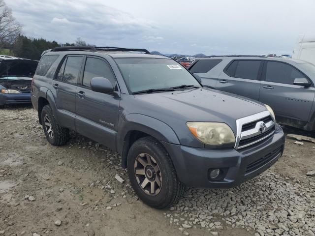 JTEBT14R268032338 - 2006 TOYOTA 4 RUNNER SR5 GRAY photo 4