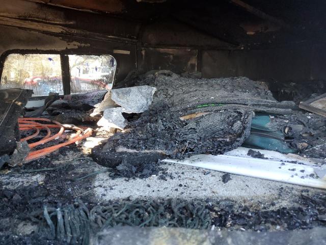 49SH732204P022374 - 2004 TRAIL KING ENCLOSED 白色 照片 10