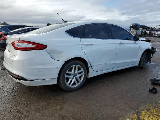 3FA6P0HD6GR285798 - 2016 FORD FUSION SE WHITE photo 3