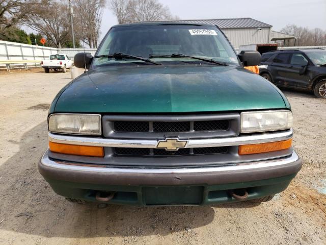 1GNDT13W4Y2205102 - 2000 CHEVROLET BLAZER GREEN photo 5