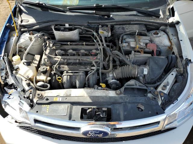 1FAHP3FNXAW275172 - 2010 FORD FOCUS SE WHITE photo 11