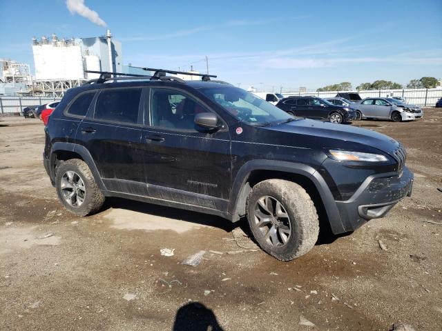 1C4PJMBS3GW112963 - 2016 JEEP CHEROKEE TRAILHAWK BEIGE photo 4