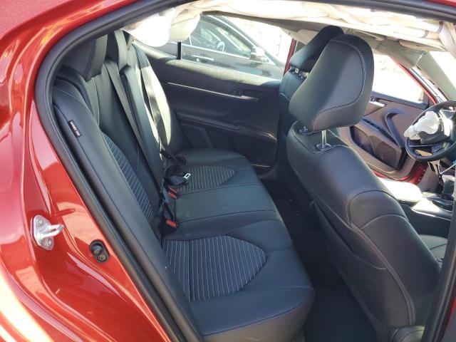 4T1G11AKXPU114149 - 2023 TOYOTA CAMRY SE NIGHT SHADE RED photo 10