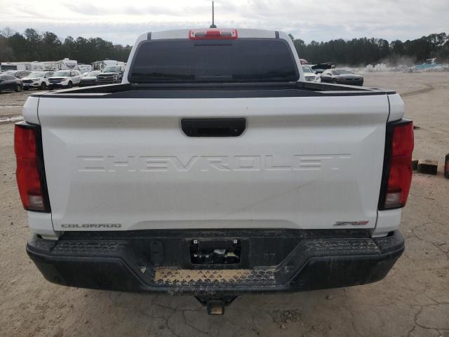 1GCPTFEK1R1266203 - 2024 CHEVROLET COLORADO ZR2 WHITE photo 6