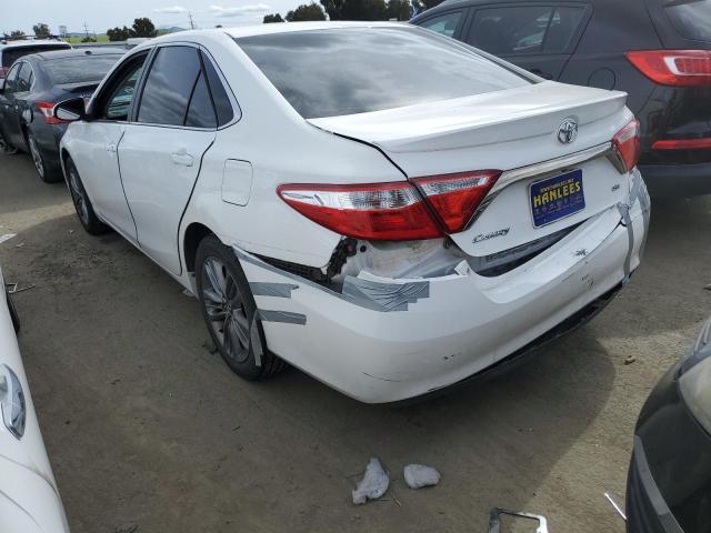 4T1BF1FK8FU036702 - 2015 TOYOTA CAMRY LE WHITE photo 2