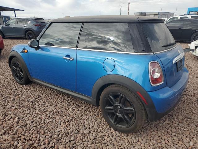 WMWSU3C51CT258212 - 2012 MINI COOPER BLUE photo 2