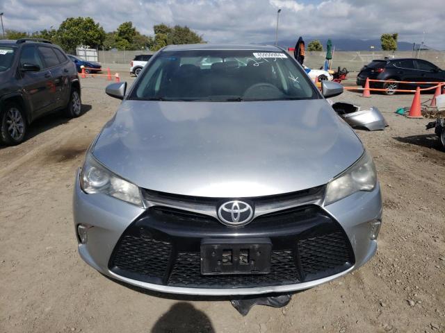 4T1BF1FK3HU302937 - 2017 TOYOTA CAMRY LE SILVER photo 5