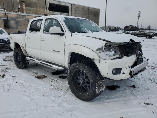 3TMJU4GN0CM129195 - 2012 TOYOTA TACOMA DOUBLE CAB PRERUNNER WHITE photo 4