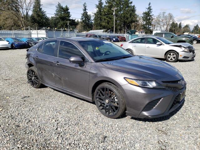 4T1G31AK4LU541511 - 2020 TOYOTA CAMRY SE GRAY photo 4