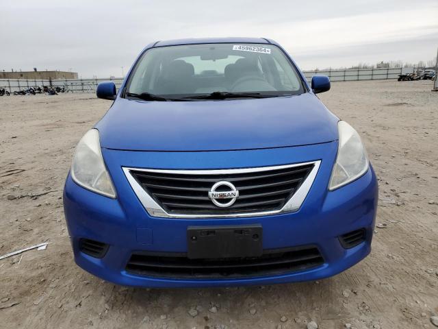 3N1CN7AP1CL834565 - 2012 NISSAN VERSA S BLUE photo 5