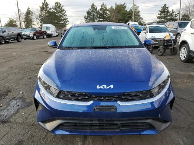 3KPF24ADXPE652431 - 2023 KIA FORTE LX BLUE photo 5