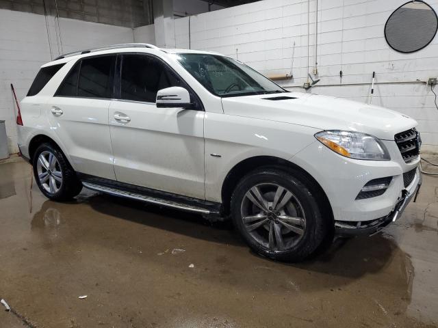 4JGDA5HB7CA020712 - 2012 MERCEDES-BENZ ML 350 4MATIC WHITE photo 4