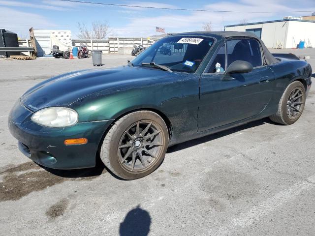 JM1NB353110201914 - 2001 MAZDA MX-5 MIATA BASE GREEN photo 1