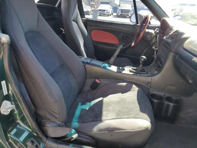 JM1NB353110201914 - 2001 MAZDA MX-5 MIATA BASE GREEN photo 10