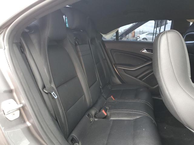 WDDSJ4EB9JN575828 - 2018 MERCEDES-BENZ CLA 250 GRAY photo 10