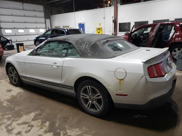 1ZVBP8EN0A5142468 - 2010 FORD MUSTANG SILVER photo 2