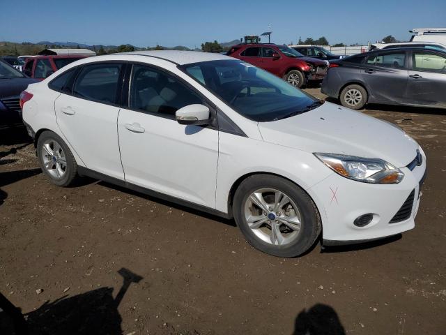 1FADP3F27EL224854 - 2014 FORD FOCUS SE WHITE photo 4