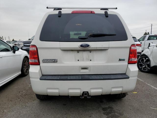 1FMCU0DG2CKB42654 - 2012 FORD ESCAPE XLT WHITE photo 6