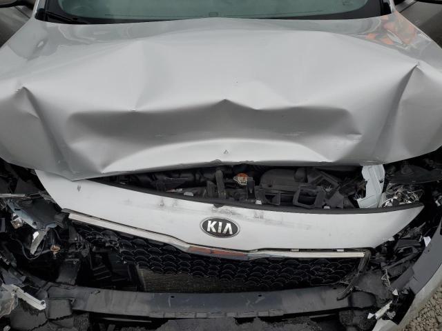 3KPFL4A70HE159477 - 2017 KIA FORTE LX SILVER photo 11