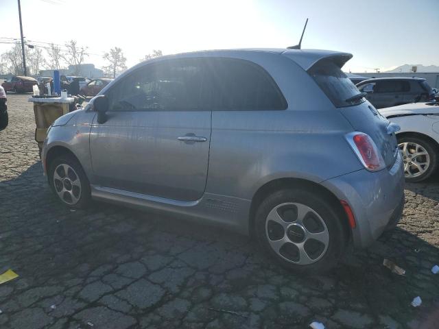 3C3CFFGE2GT161161 - 2016 FIAT 500 ELECTRIC SILVER photo 2