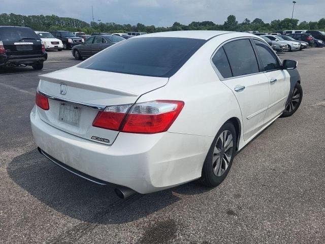 1HGCR2F30FA223255 - 2015 HONDA ACCORD LX WHITE photo 4