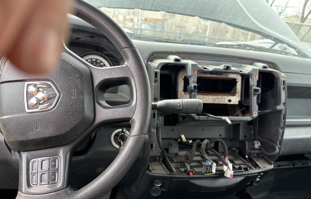 3C63RPGL0GG233630 - 2016 RAM 3500 ST BLACK photo 9