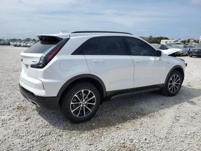 1GYFZER44RF145453 - 2024 CADILLAC XT4 SPORT WHITE photo 3