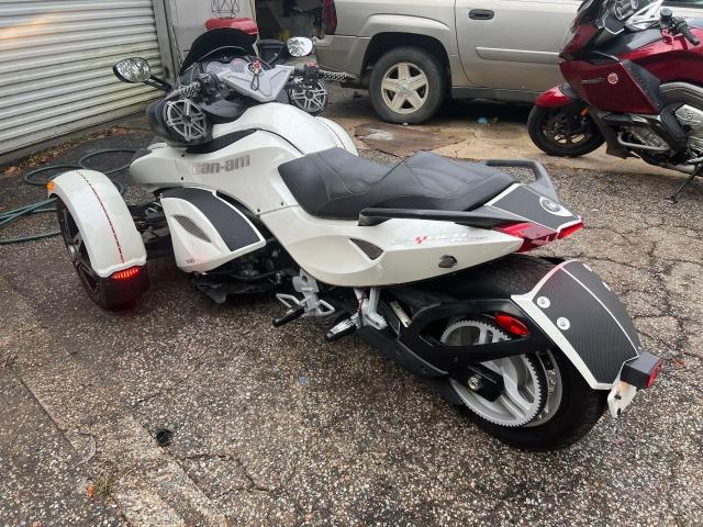 2BXJADA16AV000342 - 2010 CAN-AM SPYDER ROA RS WHITE photo 3