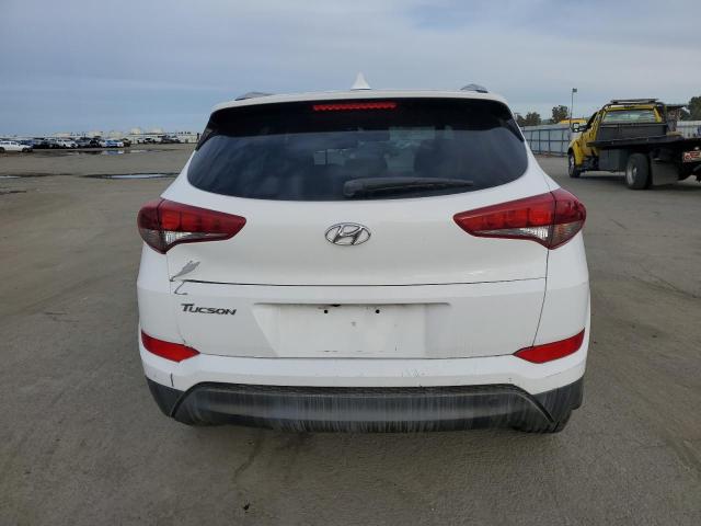 KM8J33A46JU763953 - 2018 HYUNDAI TUCSON SEL WHITE photo 6