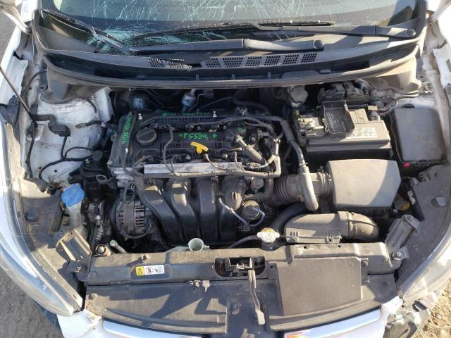 5NPDH4AE1GH736468 - 2016 HYUNDAI ELANTRA SE WHITE photo 11