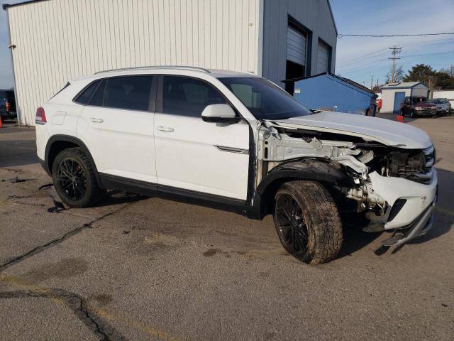 1V26C2CA6LC202845 - 2020 VOLKSWAGEN ATLAS CROS SE WHITE photo 4