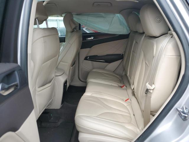 5LMCJ2C96HUL35387 - 2017 LINCOLN MKC SELECT Արծաթագույն լուսանկար 11