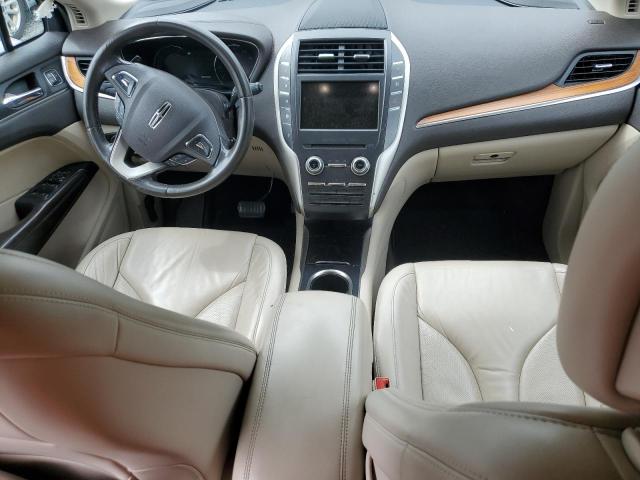 5LMCJ2C96HUL35387 - 2017 LINCOLN MKC SELECT Արծաթագույն լուսանկար 8