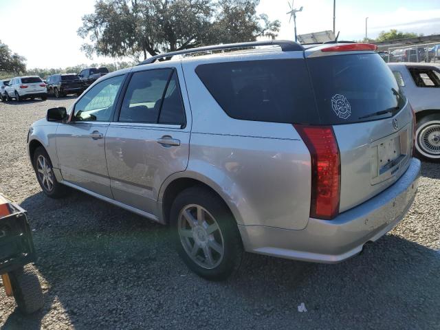 1GYEE637050218914 - 2005 CADILLAC SRX SILVER photo 2