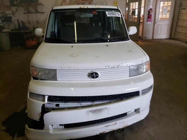 JTLKT324064044281 - 2006 TOYOTA SCION XB 白色 照片 5
