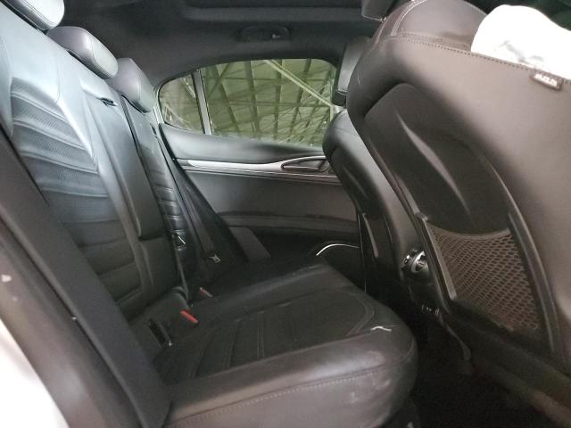 ZASPAKBN7N7D25427 - 2022 ALFA ROMEO STELVIO TI WHITE photo 10