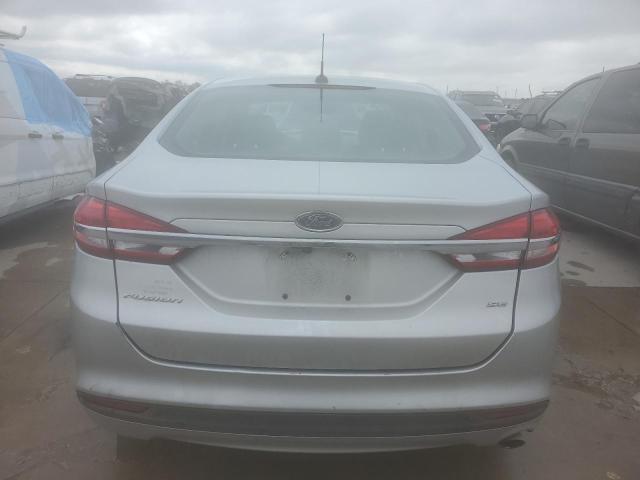 3FA6P0H79HR112420 - 2017 FORD FUSION SE SILVER photo 6