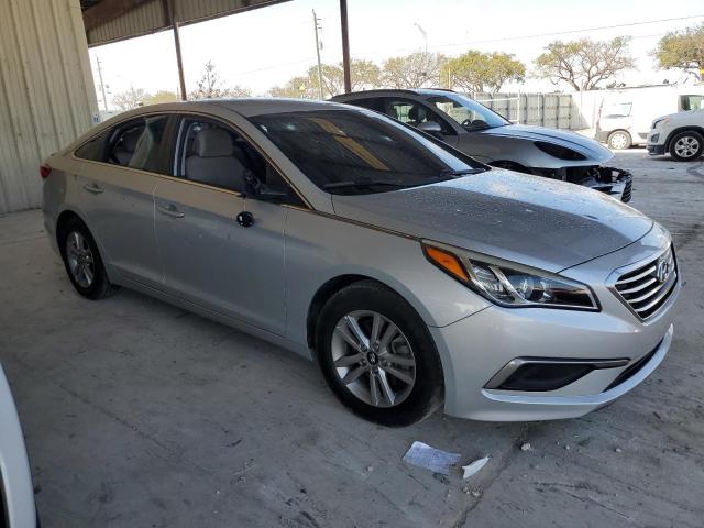 5NPE24AF8GH417440 - 2016 HYUNDAI SONATA SE SILVER photo 4