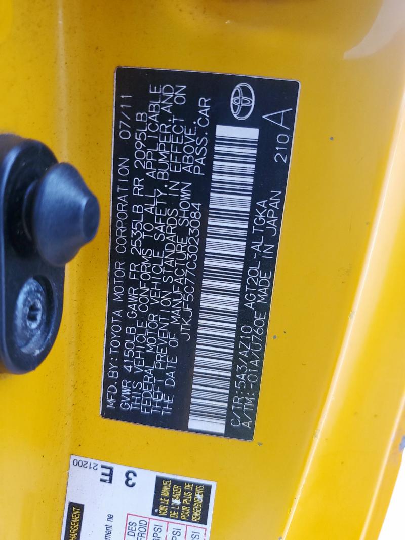 JTKJF5C77C3023084 - 2012 TOYOTA SCION TC 黄色 照片 13