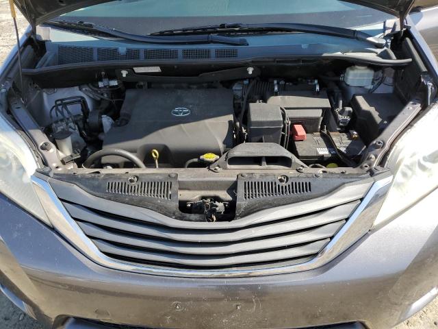 5TDYK3DC8DS365192 - 2013 TOYOTA SIENNA XLE GRAY photo 11