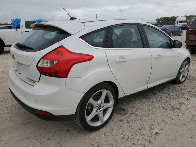 1FADP3N2XEL137628 - 2014 FORD FOCUS TITANIUM WHITE photo 3