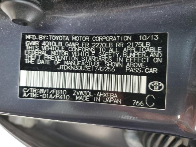 JTDKN3DU3E1742256 - 2014 TOYOTA PRIUS GRAY photo 13