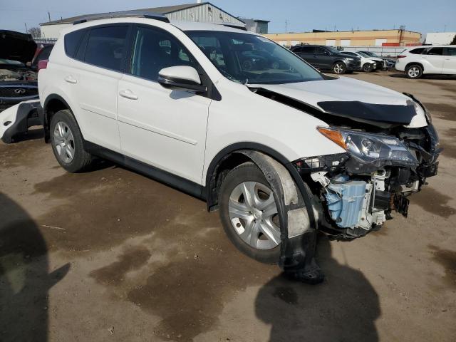 2T3BFREV4FW238941 - 2015 TOYOTA RAV4 LE WHITE photo 4