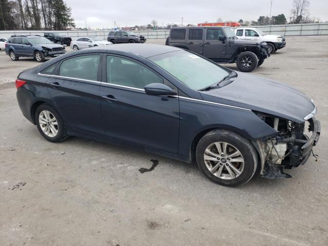 5NPEB4AC9DH742115 - 2013 HYUNDAI SONATA GLS CHARCOAL photo 4