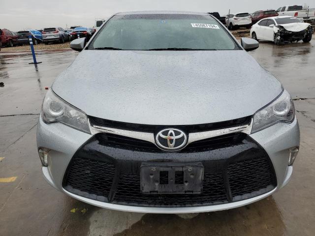 4T1BF1FK1HU393626 - 2017 TOYOTA CAMRY LE SILVER photo 5