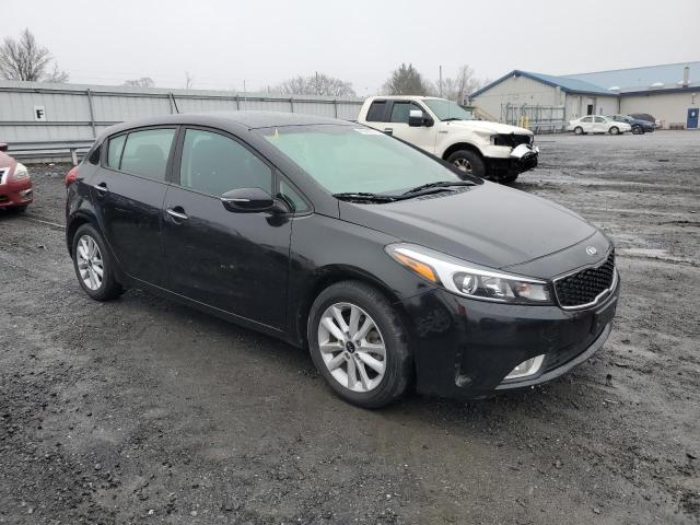 KNAFK5A89H5670244 - 2017 KIA FORTE LX BLACK photo 4