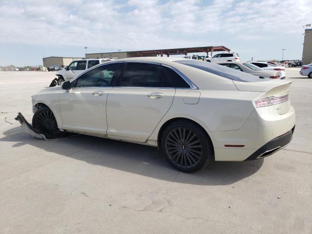 3LN6L5F99JR625157 - 2018 LINCOLN MKZ RESERVE CREAM photo 2